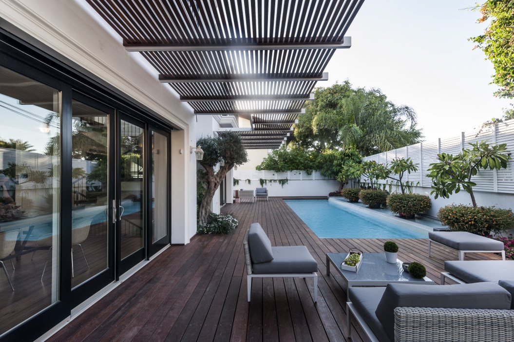 בית בהרצליה פיתוח, אדריכלית שירלי דן