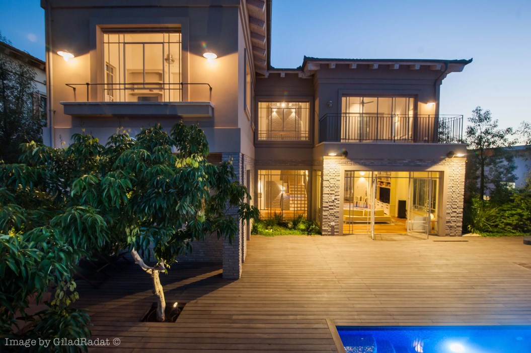 בית בעין-ורד, אדריכלית שירלי דן, עיצוב פנים: יוני מונג׳ק